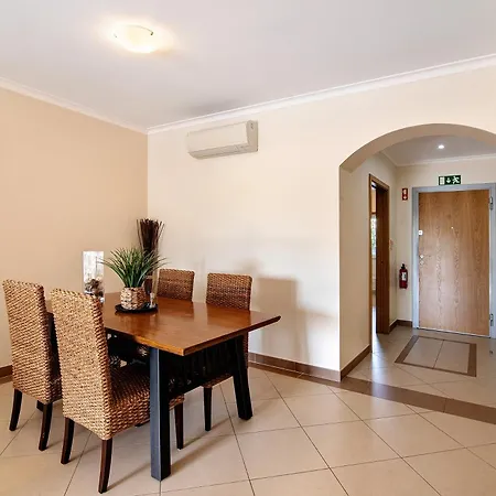 Daire O'pomar 150 Tavira