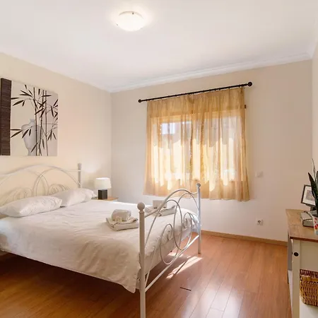 O'pomar 150 * Tavira