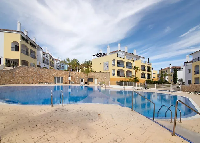 O'pomar 150 * Tavira