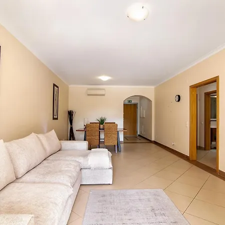 O'pomar 150 Apartment