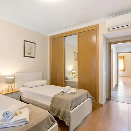 O'pomar 150 Apartment